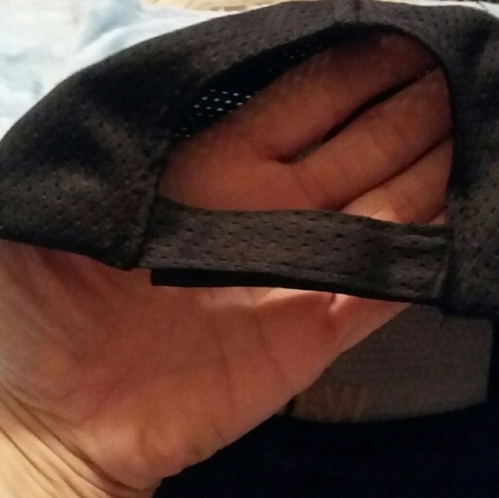 hat - Picture 2 of 2